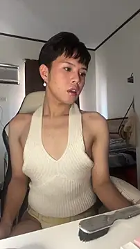 Snapshot of Plaxtique chatting on December 2025 05:15:02 AM Plaxtique online show from December 2025 05:15:02 AM