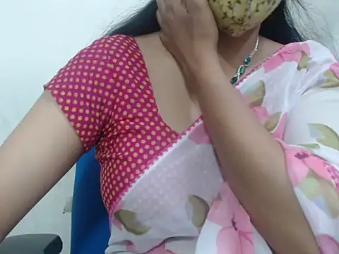 Lovely Siri 23 online show from October 2025 05:00:02 AM