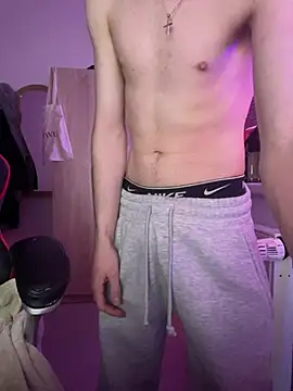 Using Crew online show from December 2024 05:00:02 PM