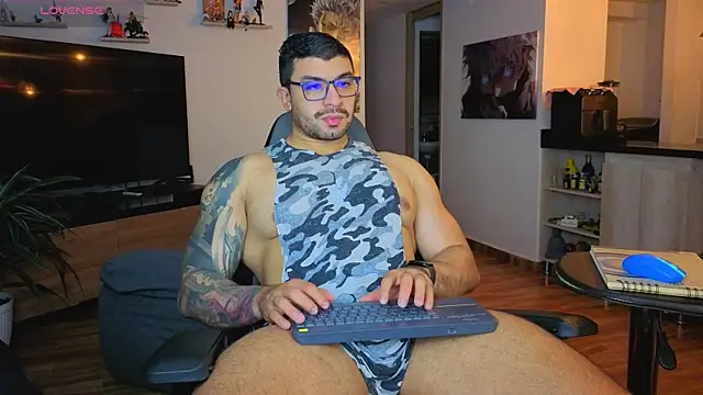 Michael Diamond online show from November 2025 03:18:02 AM