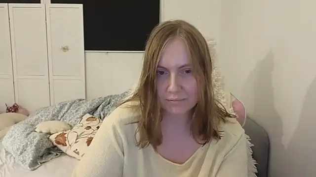 lilleambi online show from March 2026 08:38:01 PM