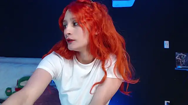 skinny Raven online show from December 2025 01:10:01 AM