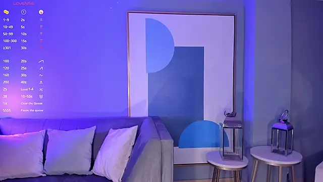 LizzHamilton   online show from March 2025 09:02:02 PM