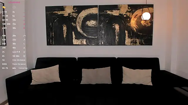 LizzHamilton   online show from March 2026 08:38:01 PM