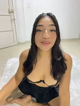 Snapshot of Bellafr chatting on December 2024 12:29:01 AM Bellafr online show from December 2024 12:29:01 AM