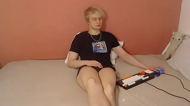 Oliver sweet  online show from May 2026 01:34:02 AM