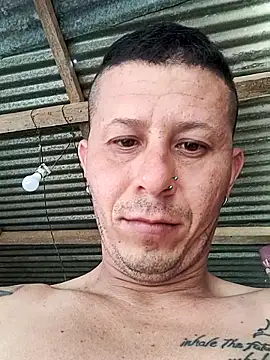 Snapshot of Somospareja1987 chatting on October 2025 01:11:01 PM Somospareja1987 online show from October 2025 01:11:01 PM