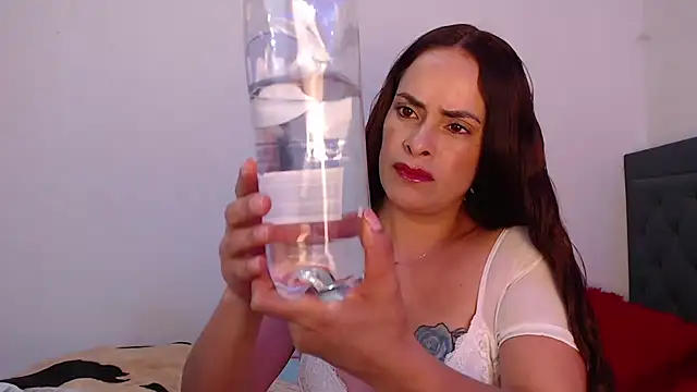 susana07 online show from October 2025 07:47:01 PM