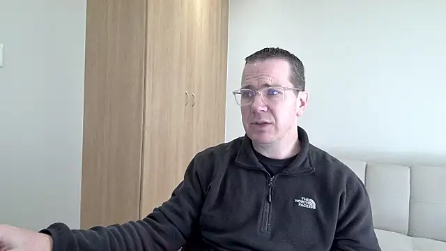BrettJ81 online show from May 2026 11:37:02 AM