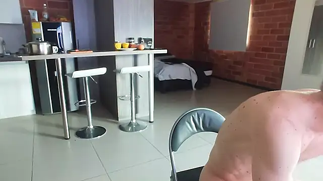 Snapshot of warrenkener chatting on March 2026 10:11:01 PM warrenkener online show from March 2026 10:11:01 PM