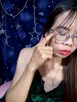   Mai-love19   online show from October 2025 01:01:01 PM