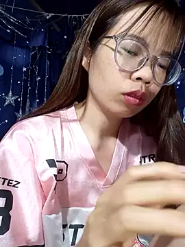 Snapshot of __Mai-love19__ chatting on April 2026 08:20:02 AM Mai-love19 online show from April 2026 08:20:02 AM