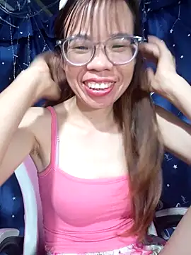 Snapshot of __Mai-love19__ chatting on April 2026 01:01:02 AM Mai-love19 online show from April 2026 01:01:02 AM