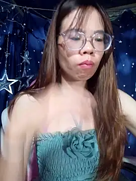 Snapshot of __Mai-love19__ chatting on May 2026 11:10:01 PM Mai-love19 online show from May 2026 11:10:01 PM