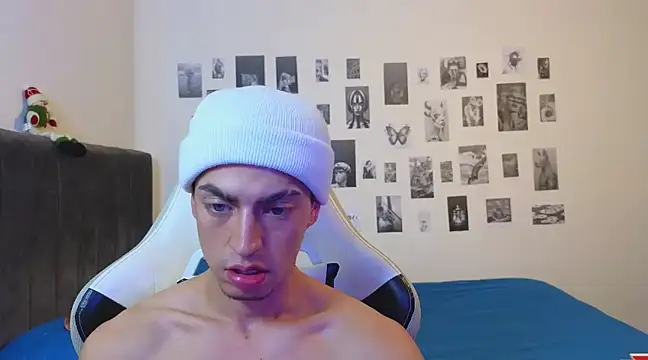 Snapshot of perlman_gigolo2 chatting on December 2024 04:16:02 PM perlman gigolo2 online show from December 2024 04:16:02 PM