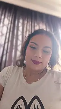 Snapshot of gisellsaenz chatting on February 2026 07:12:01 PM gisellsaenz online show from February 2026 07:12:01 PM