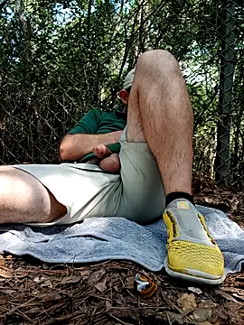 Snapshot of afTerparTycloudz chatting on September 2025 08:09:02 PM afTerparTycloudz online show from September 2025 08:09:02 PM