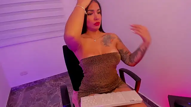 Snapshot of Gypsie_velvet1 chatting on November 2025 09:08:01 PM Gypsie velvet1 online show from November 2025 09:08:01 PM