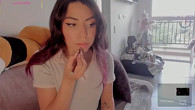 natalie jaensen online show from November 2025 08:09:01 PM