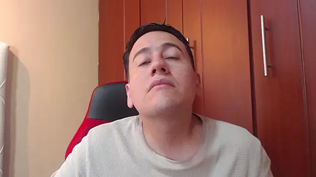 oliver price1 online show from December 2024 11:00:01 PM