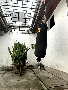 oliver price1 online show from October 2025 07:03:02 PM