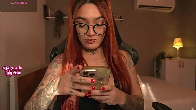 DaniDusan  online show from February 2025 10:02:01 PM