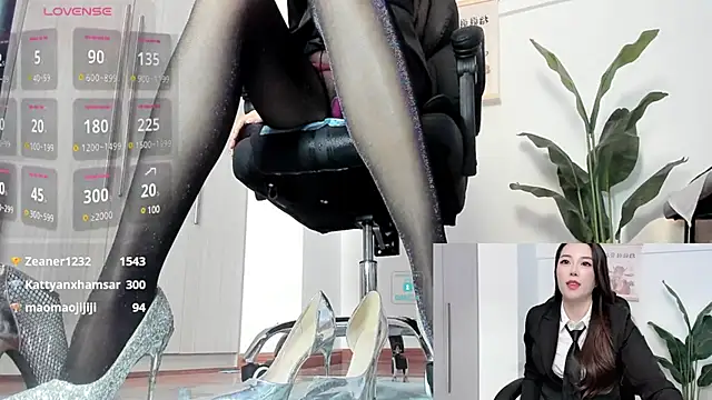 Snapshot of Oo_Kaixin_oO chatting on February 2025 08:50:01 AM Oo Kaixin oO online show from February 2025 08:50:01 AM