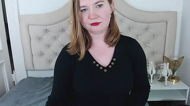 Snapshot of LaraDream chatting on January 2025 01:16:02 AM LaraDream online show from January 2025 01:16:02 AM
