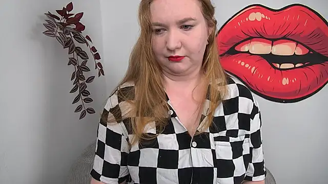 Snapshot of LaraDream chatting on February 2026 02:25:02 PM LaraDream online show from February 2026 02:25:02 PM