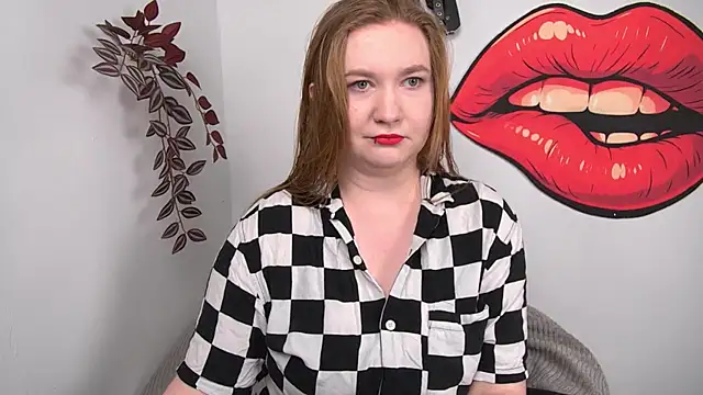 Snapshot of LaraDream chatting on February 2026 04:16:01 PM LaraDream online show from February 2026 04:16:01 PM