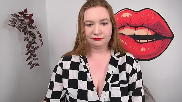 Snapshot of LaraDream chatting on February 2026 05:14:01 PM LaraDream online show from February 2026 05:14:01 PM