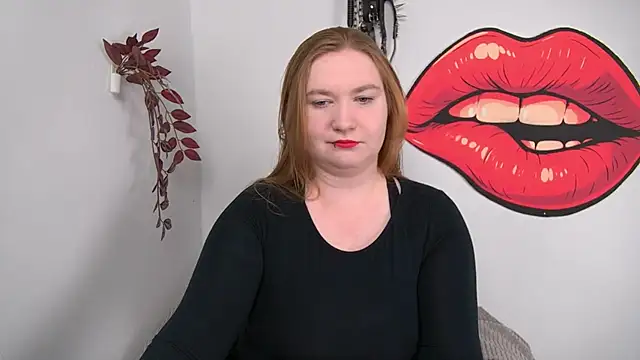 Snapshot of LaraDream chatting on March 2026 04:18:02 PM LaraDream online show from March 2026 04:18:02 PM