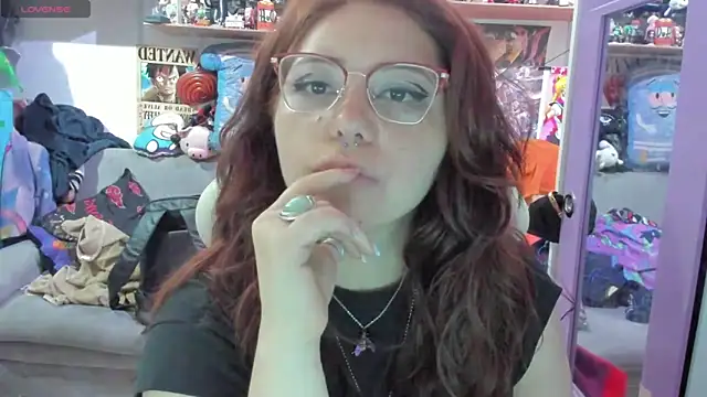 Snapshot of soficammy chatting on April 2026 09:20:02 PM soficammy online show from April 2026 09:20:02 PM