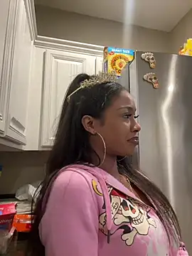 mismialove online show from June 2026 06:23:02 AM