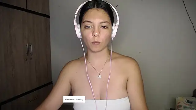 Snapshot of susan_smith18 chatting on February 2026 04:50:02 AM susan smith18 online show from February 2026 04:50:02 AM
