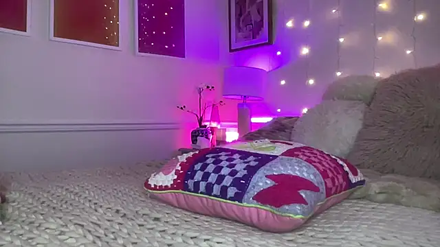 Fitnessbabe69 online show from April 2026 06:47:02 AM