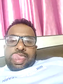 Sammy6432 online show from May 2026 03:50:02 PM
