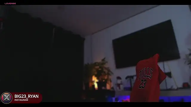 bigryann23 online show from February 2025 02:38:02 AM