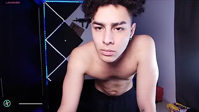 bigryann23 online show from June 2026 10:36:02 PM