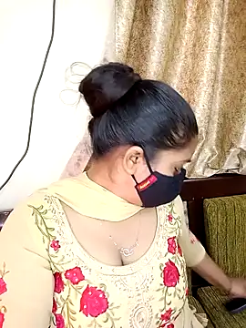 Snapshot of Jasmine_jaaan chatting on January 2025 04:27:01 AM Jasmine jaaan online show from January 2025 04:27:01 AM